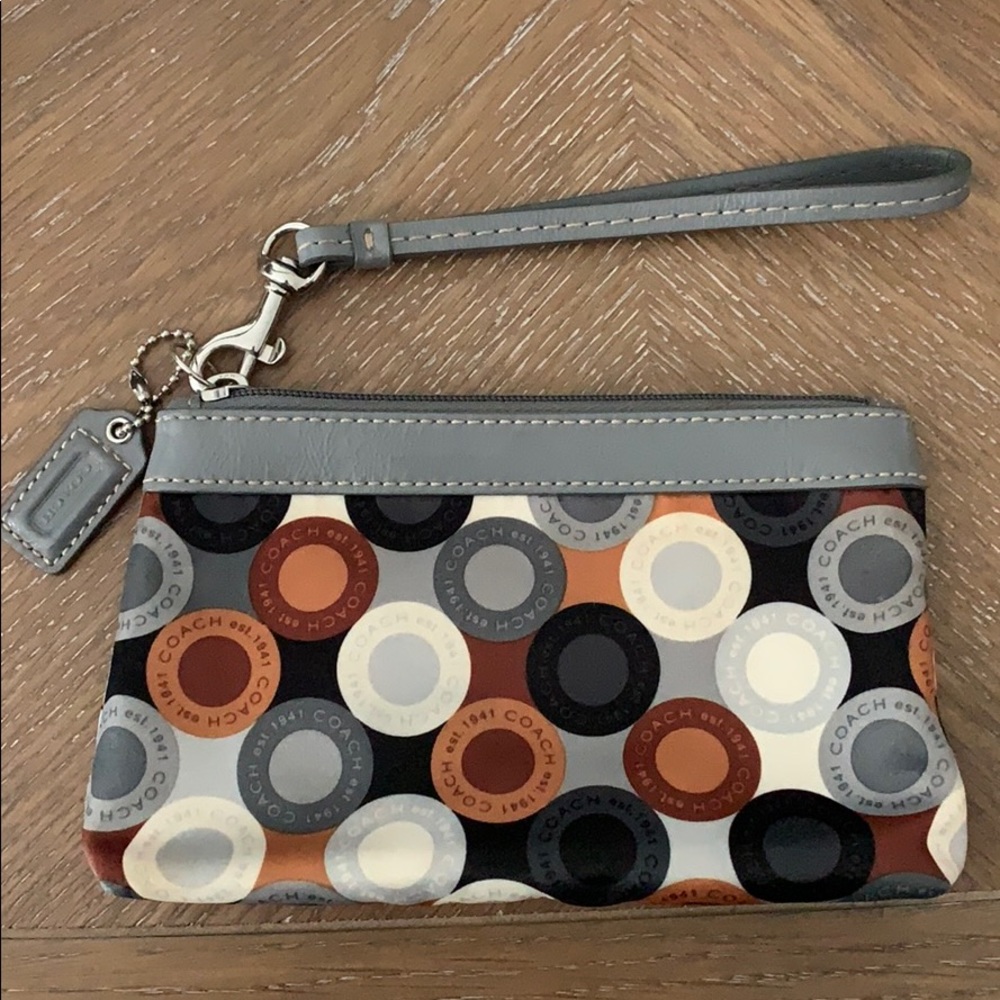 Coach Wristlet - Picture 3 of 4